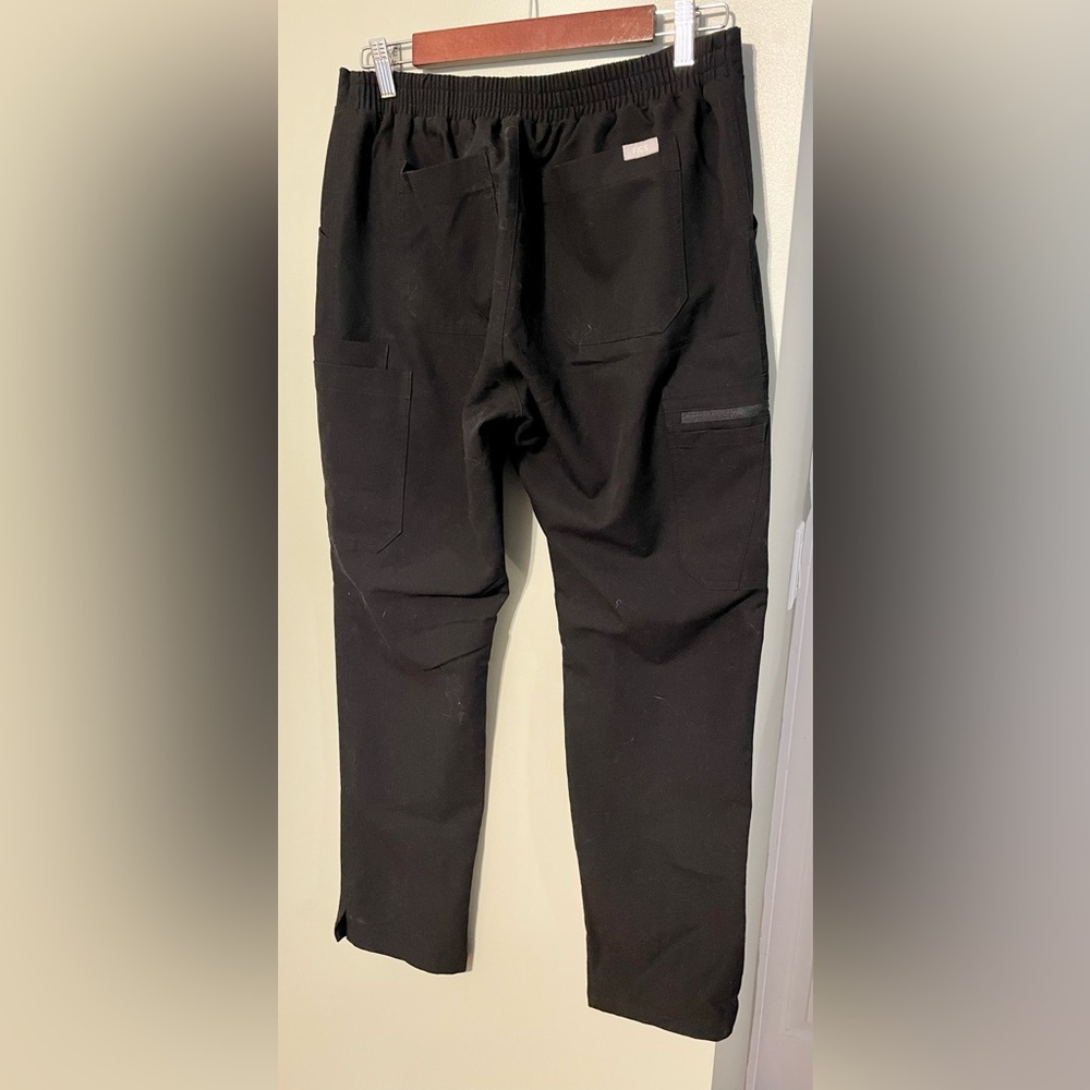 Black Yola scrub pants size medium